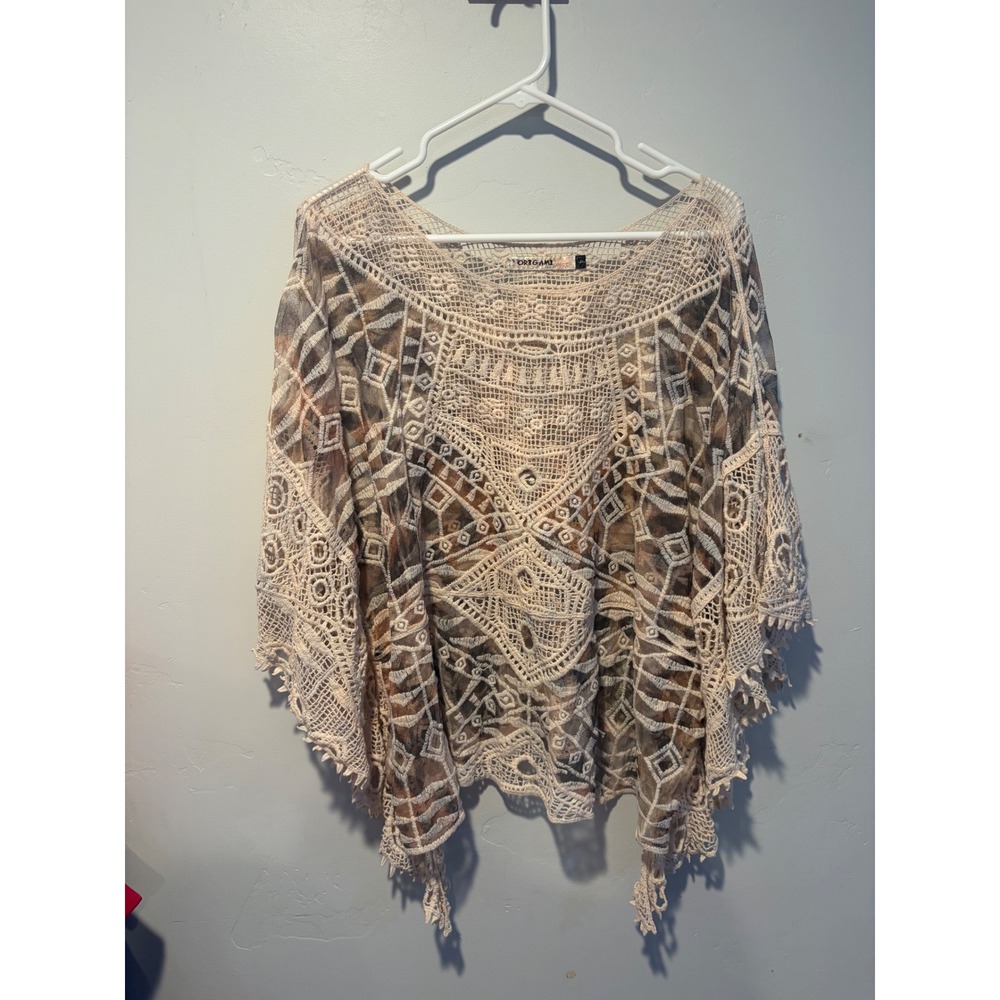 Origami by Vivien Boho Crochet Lace Poncho Top Brown Geometric Print Large